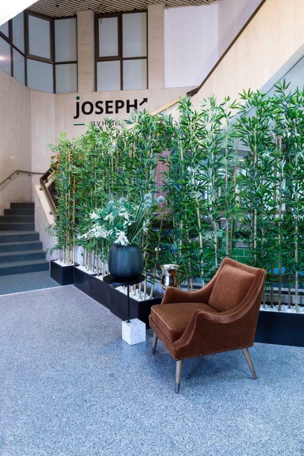 Joseph Tlv 2*